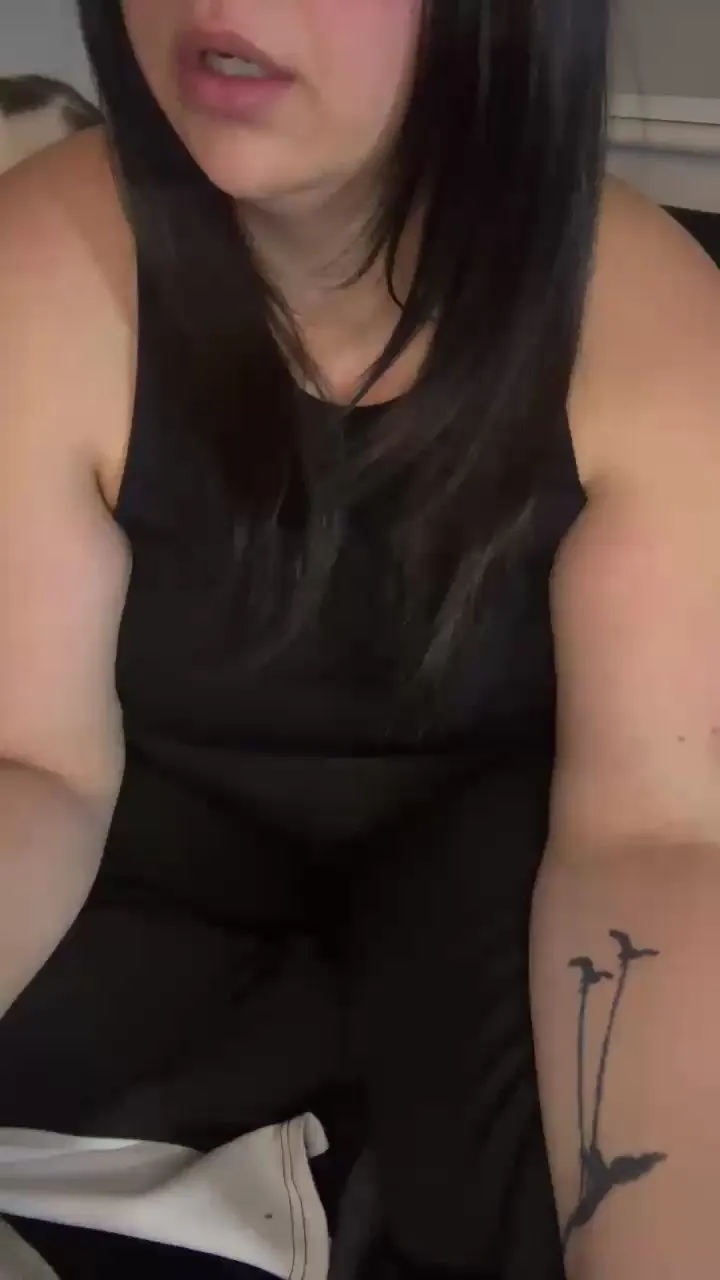 Offline Thickmama24 on Cam4