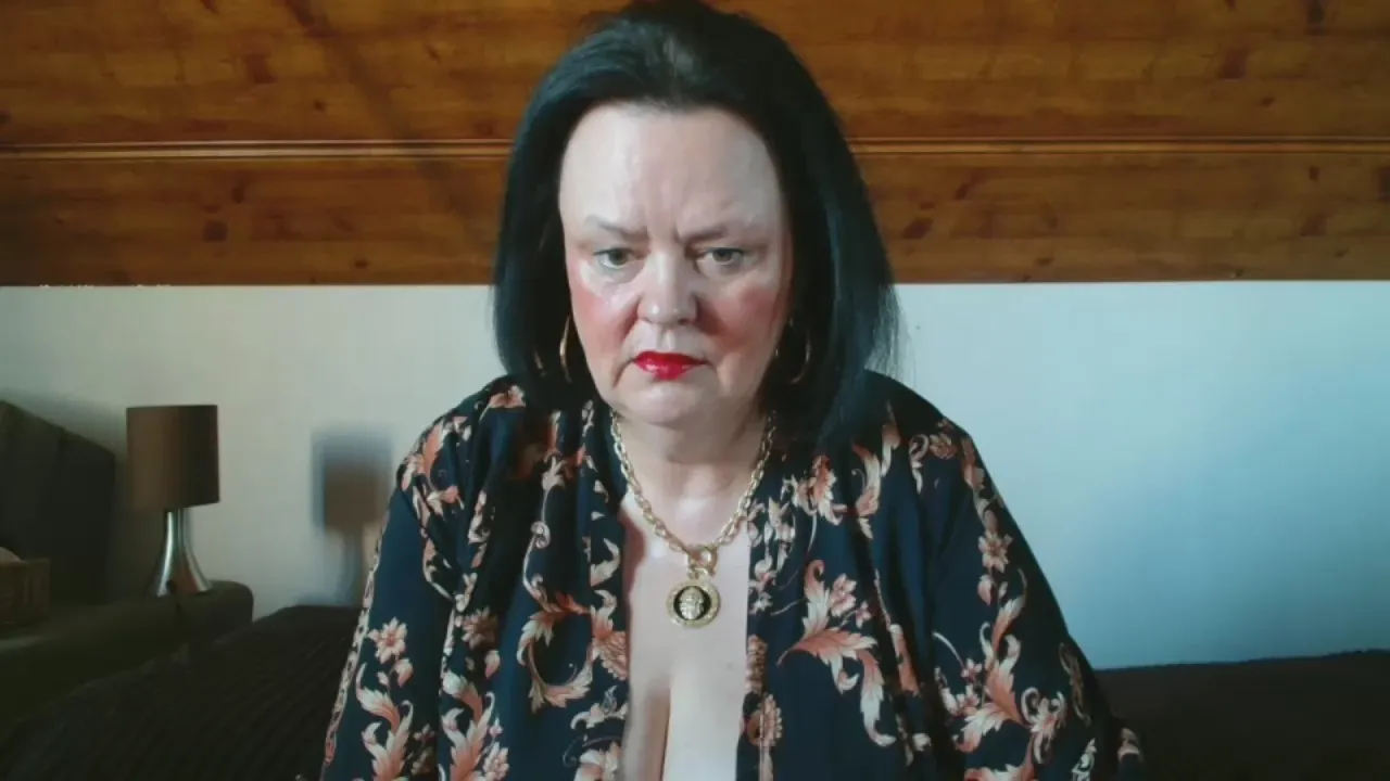 Cam4 TiffanyMilf is Freechat TiffanyMilf — #bigass #C2C #femdom #cute #pornstar #amateur