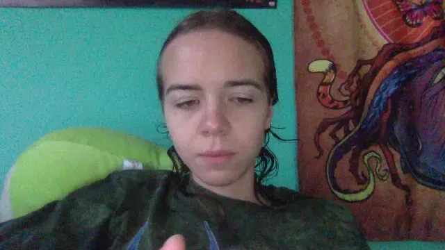 Offline trippybb222 on Cam4