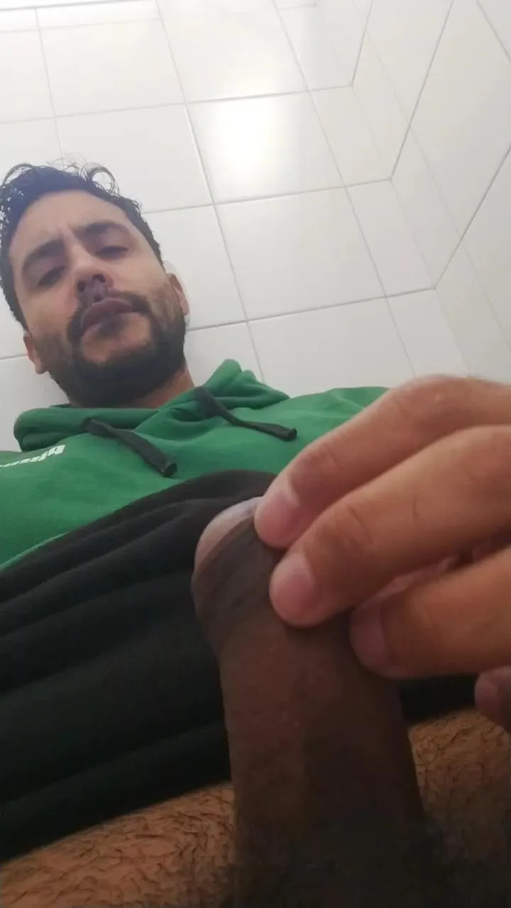 Offline Valenlio_Por on Cam4