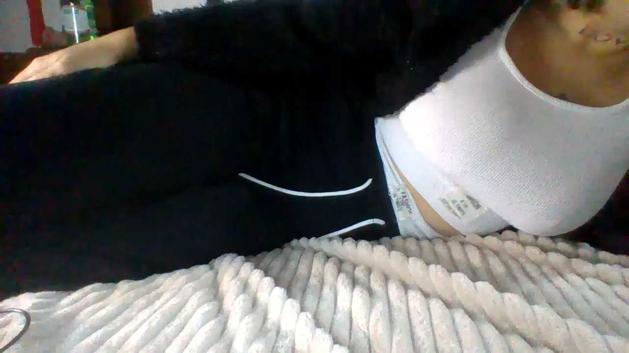 Violetta2022 on Cam4