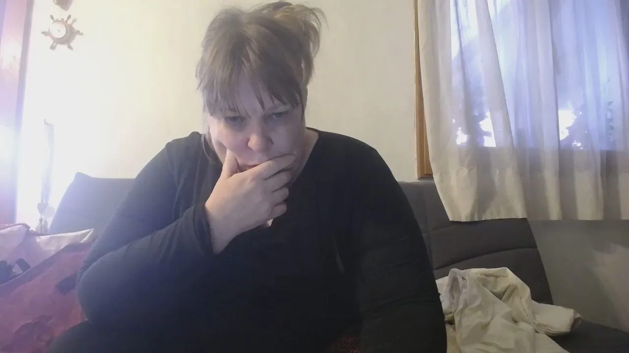 Offline virginia62_59 on Cam4