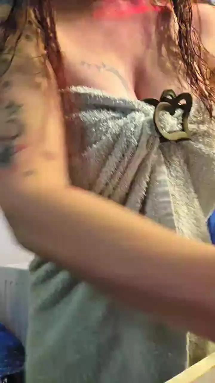 Freechat VixenaX on Cam4