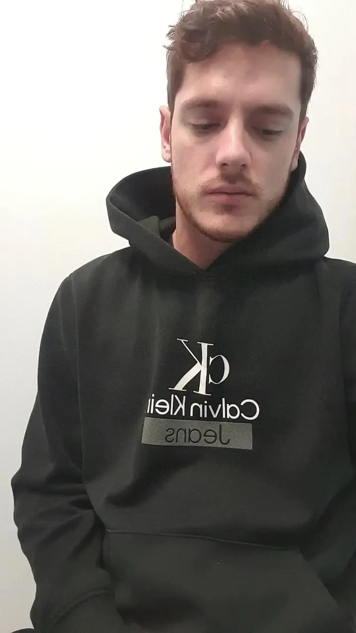 Offline WetDream20 on Cam4