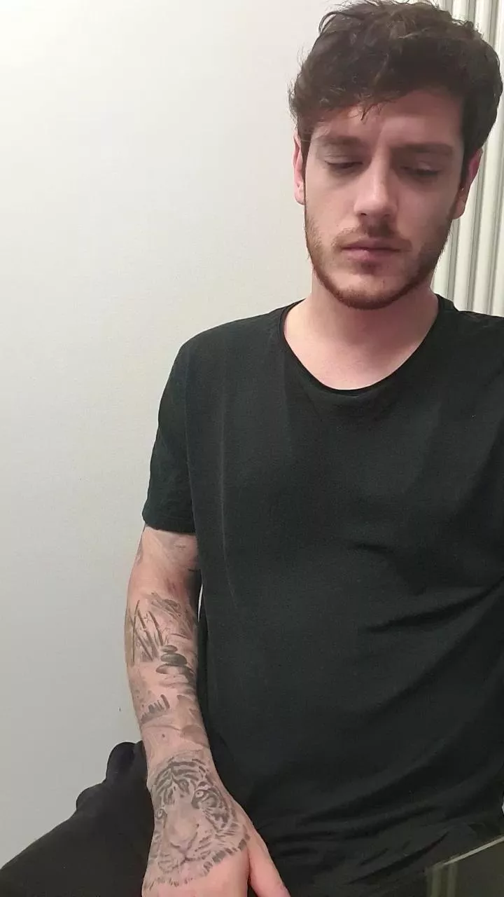 Offline WetDream20 on Cam4