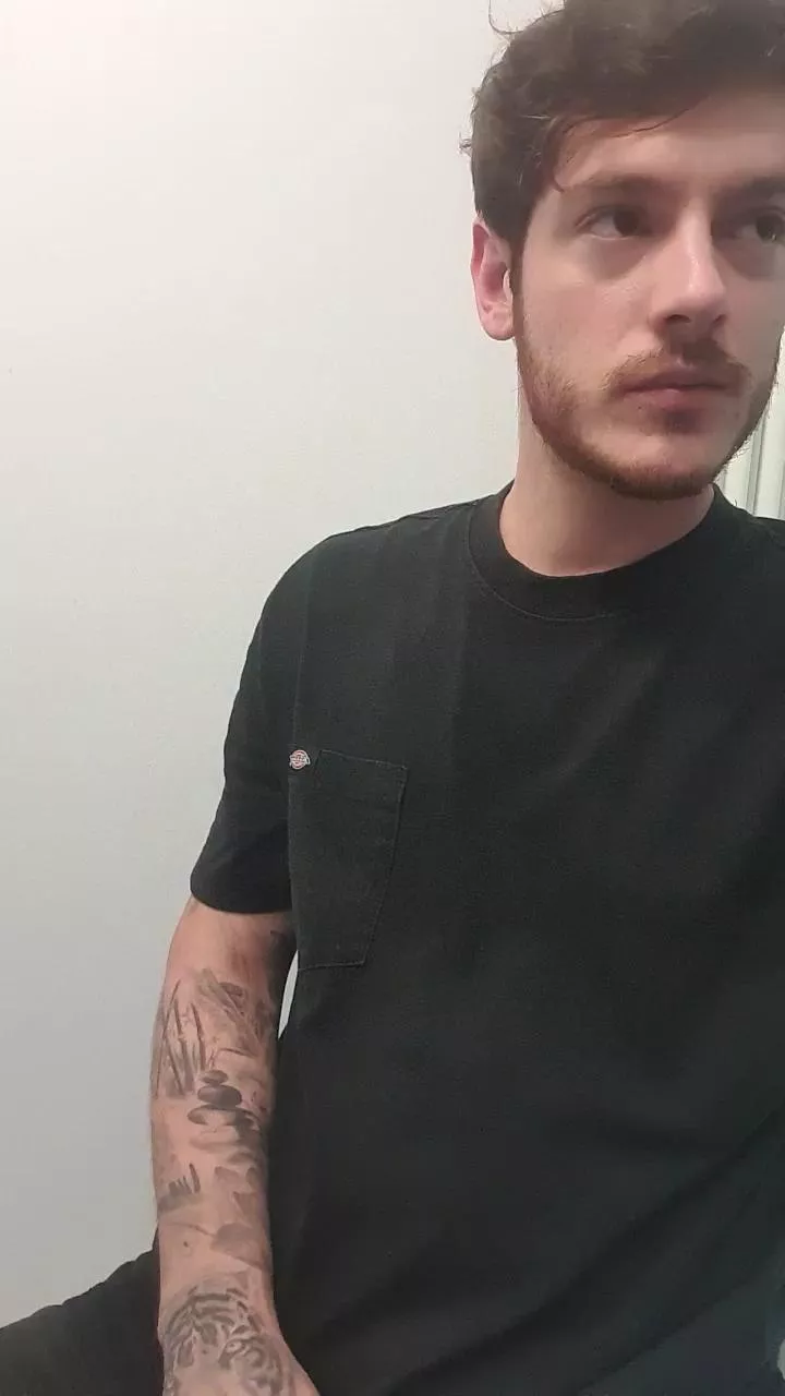 Offline WetDream20 on Cam4