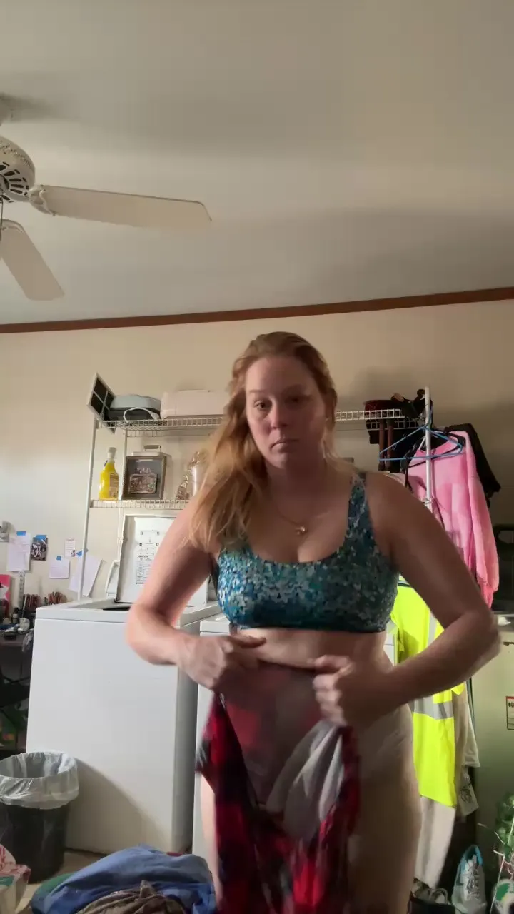 Offline Wettest4u on Cam4