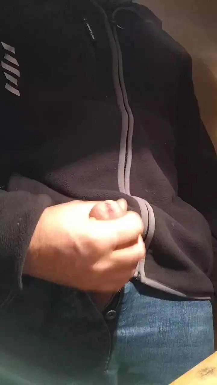 Offline wildcoppia74 on Cam4