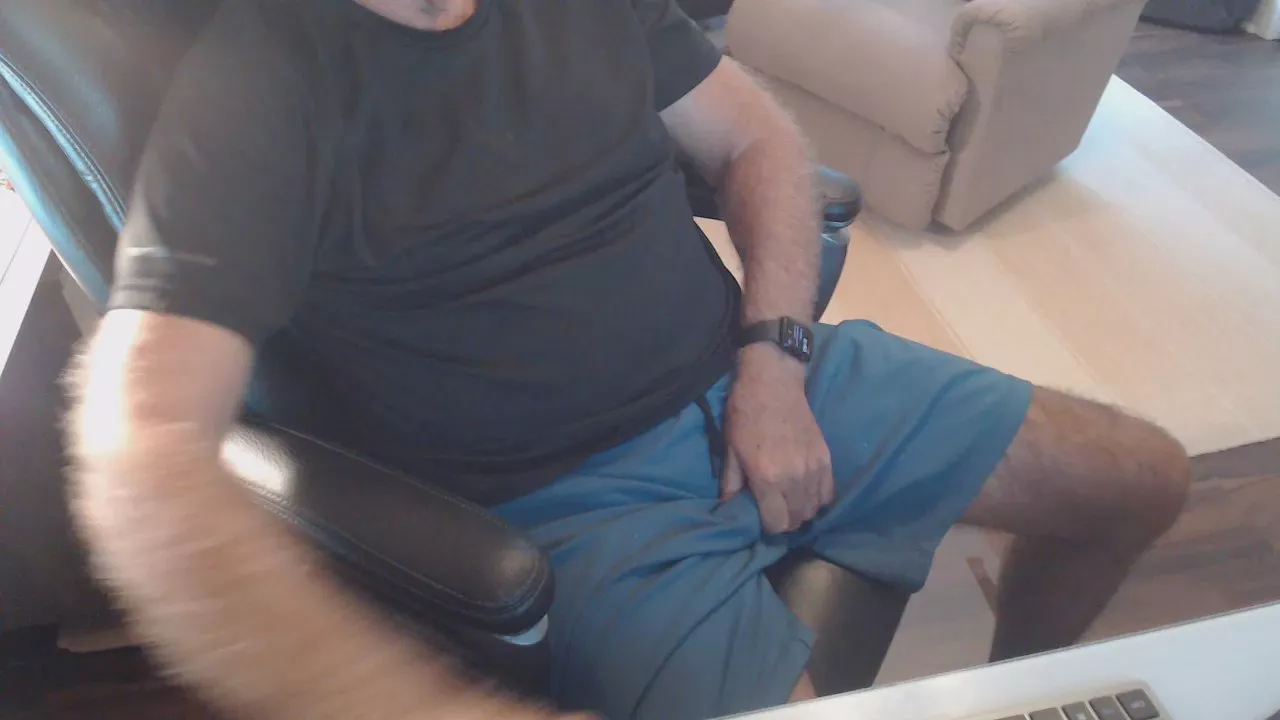 Offline wsteel52 on Cam4