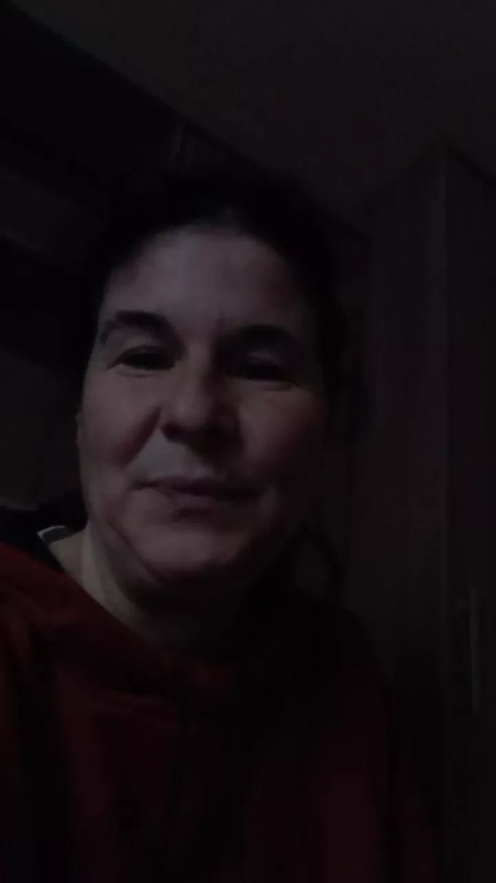 Offline xblueandwhitex on Cam4