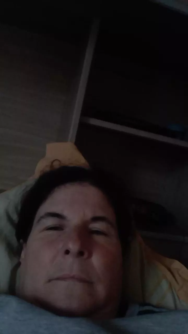 Offline xblueandwhitex on Cam4