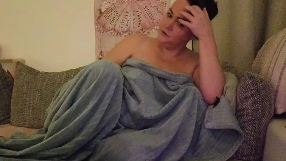 Offline XXSquirtySamXX on Cam4