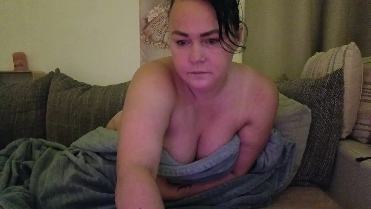 Offline XXSquirtySamXX on Cam4