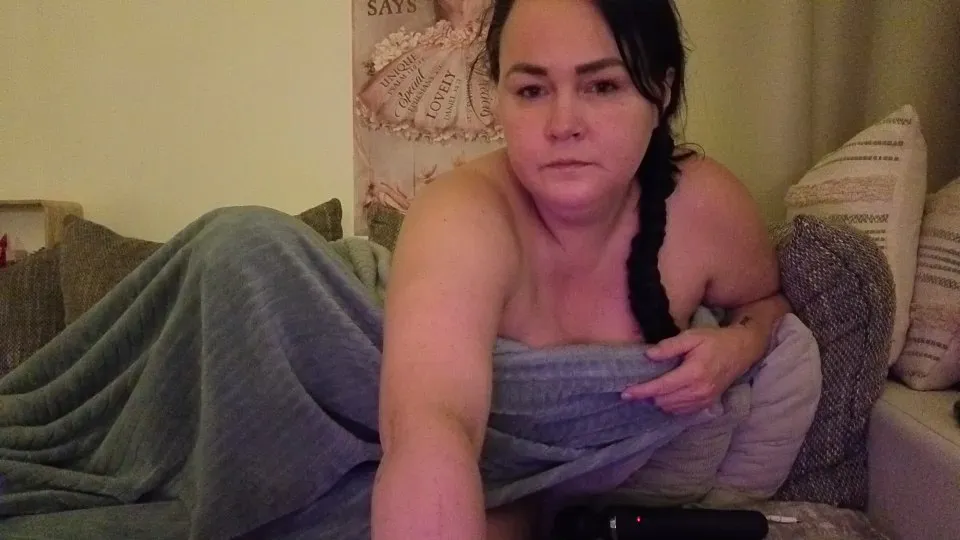 Offline XXSquirtySamXX on Cam4