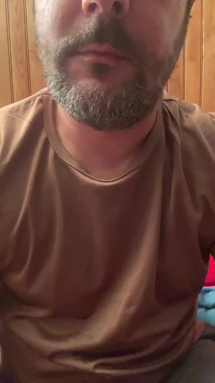 Offline yannou750hot on Cam4