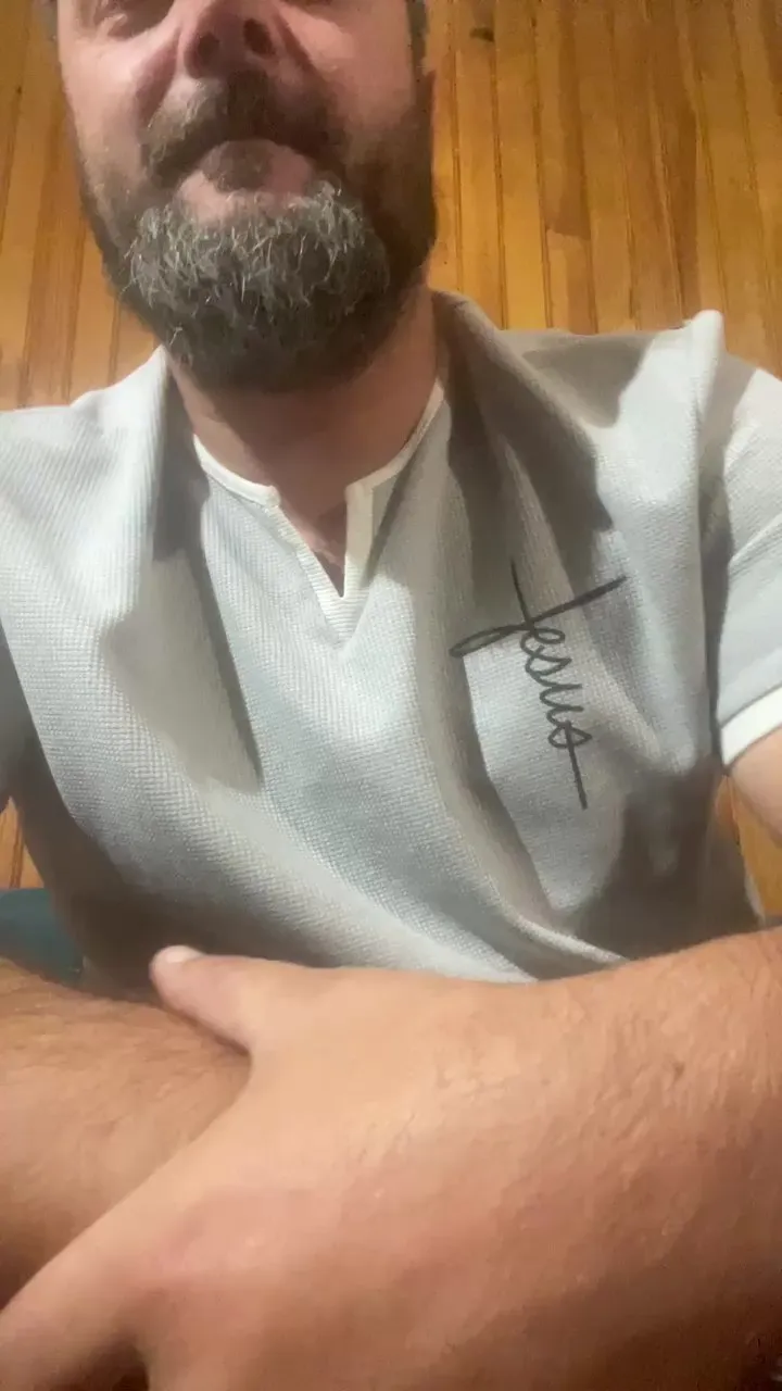 Offline yannou750hot on Cam4