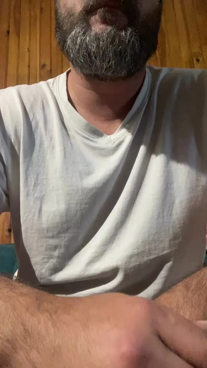 Offline yannou750hot on Cam4