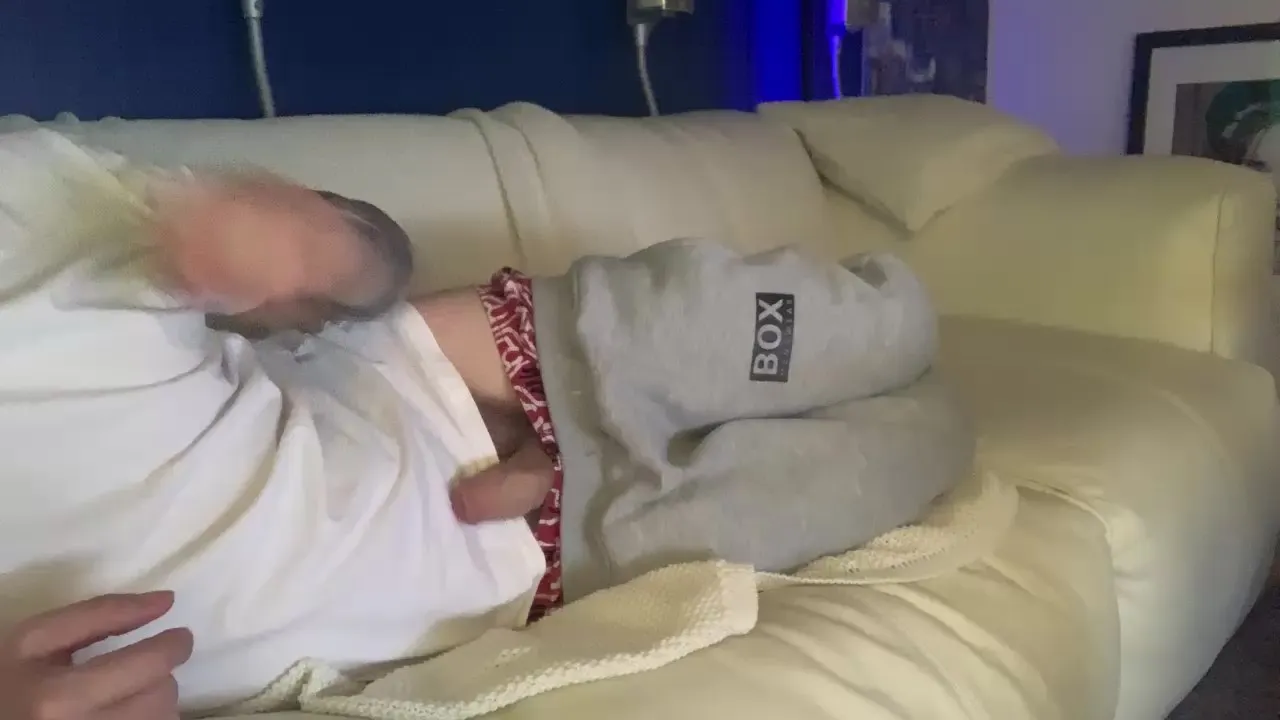 Offline young_slut on Cam4