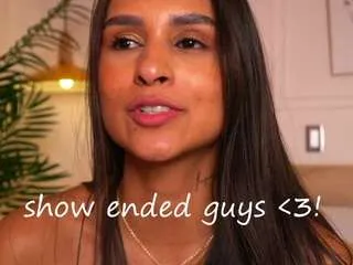 alana-haze on CamSoda 