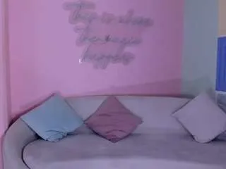 alessaromero on CamSoda