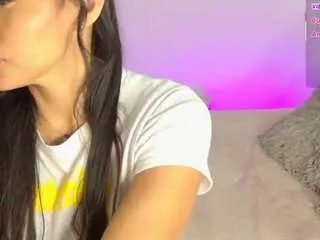 alexawhittee on CamSoda