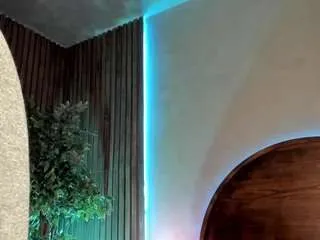 alison-mooon on CamSoda