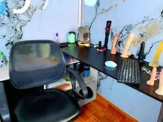 Offline alixlong on CamSoda