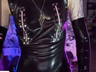 Offline amygoth on CamSoda