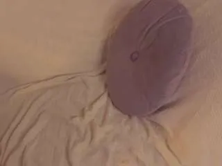 anna-moon on CamSoda 