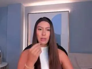 Offline arianadumont on CamSoda