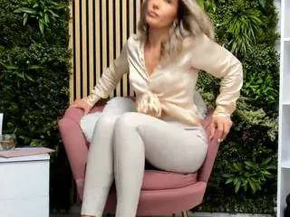 asweetcherry30 — - kiss me, touch me, fuck me - fav vibes 59/69 /99/169/269/369/469 make me squirt with my fav vibes! [994 tokens remaining]