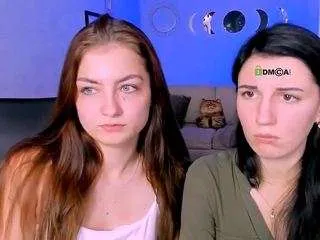 Freechat baby-hotte on CamSoda