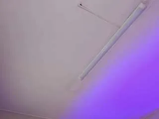 Offline bella-bm on CamSoda