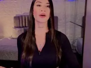 briannasalinas on CamSoda