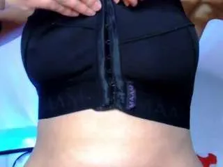 Offline britneydivin on CamSoda