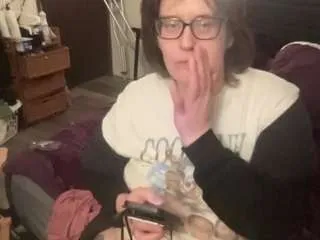 britneyjean81 — horny at work. let's have some fun