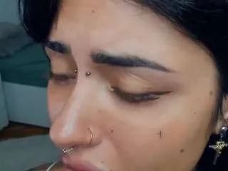 Offline butterf1y on CamSoda