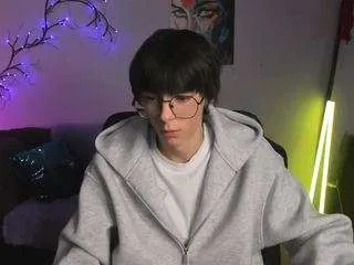 Offline caleb-lichi on CamSoda