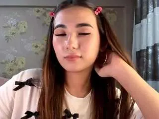 Freechat carissahinckley on CamSoda