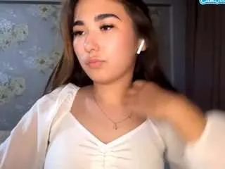 Freechat carissahinckley on CamSoda