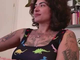 Freechat carolprince on CamSoda