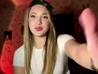 chelseadearborn — lower my pants and show ass [GOAL MET]