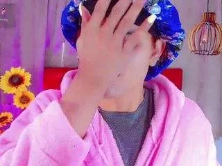 Offline chloe-hot-xxx on CamSoda