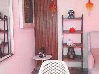 coral-lise on CamSoda