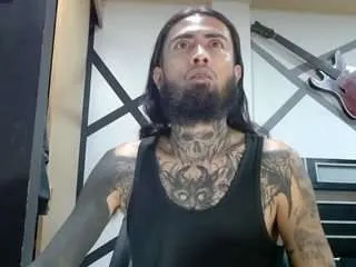 Freechat daimon-rock on CamSoda