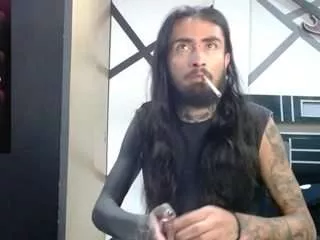 Freechat daimon-rock on CamSoda