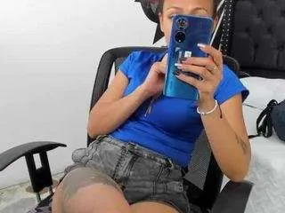 dalaymoore on CamSoda