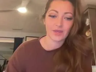 danidaniels — Golden Ticket Show: Tip 99 tokens to join the show! (99 tokens per ticket)