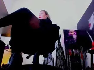 demisweet on CamSoda