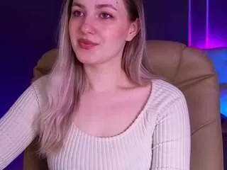 Offline elinanortas on CamSoda